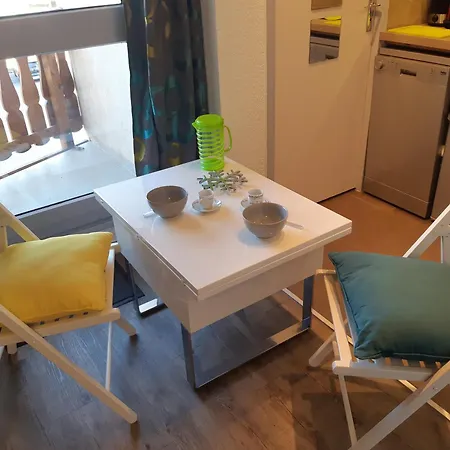 Cozy Au Pied Des Pistes Avec Balcon Et Parking - Centre Station - Fr-1-516-69 *