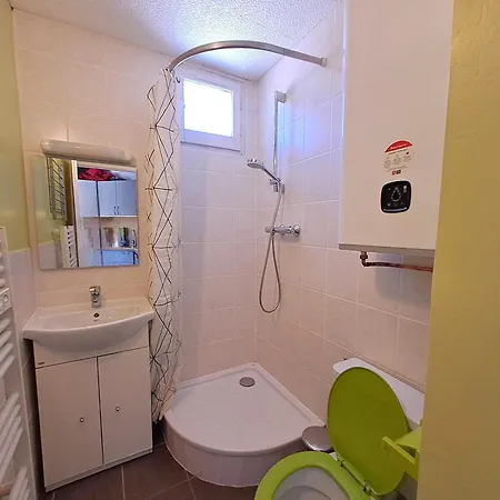 Appartement Studette Aux Deux Alpes, Pied Des Pistes - Fr-1-516-69 Les Deux Alpes